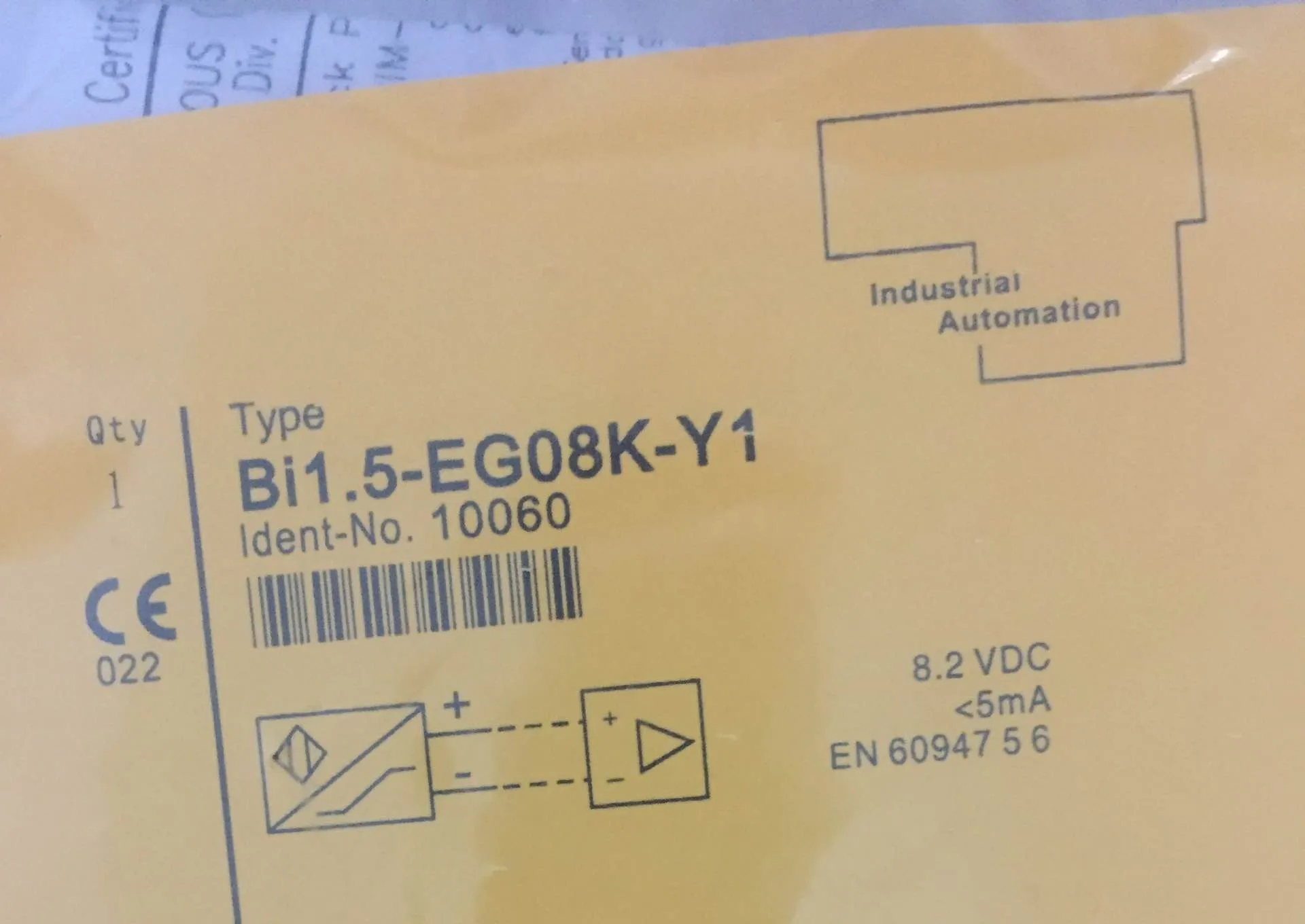 Новый датчик приближения Bi1.5-EG08K-Y1 M8