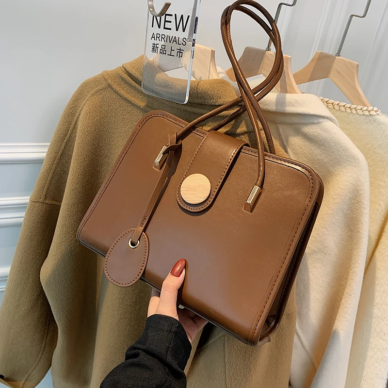 

2021 Spring and Autumn New Retro Small Pu Leather Button Designer Luxury Fashion Women Crossbody Shoulder Bags Female Handbags