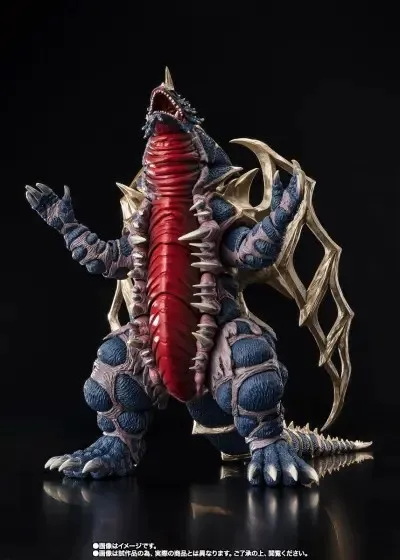 Фото BANDAI SPIRITS SHF Ультрамен Тига, Дайна и Гайя: Битва в Гиперпространстве. Экшн-фигурка «Король Монстров». №3