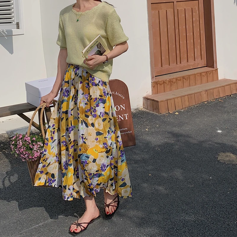 

2022 Summer New Pleated Vintage Oil Painting Printing High Waist Slimming Mid-Length A- line Skirt