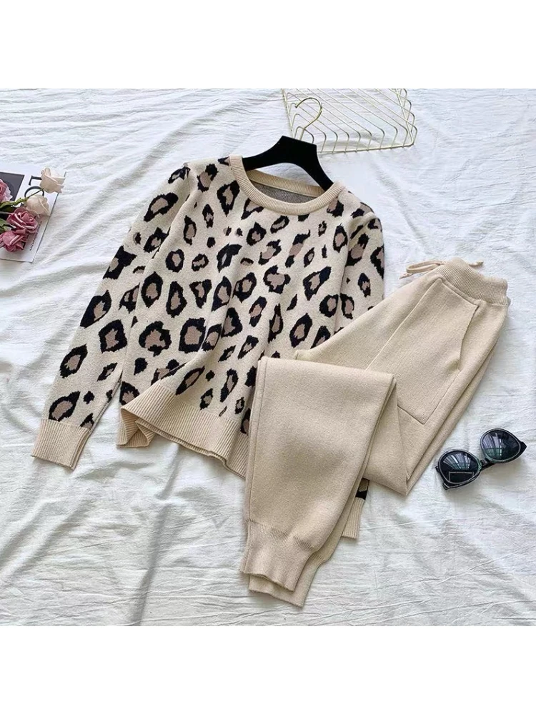 

Вязаный свитер и штаны с леопардовым принтом, комплект из двух предметов, новинка для женщин на весну и осень, повседневный Модный женский к...