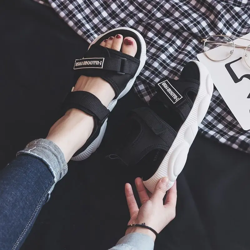 Girls' Sandals 23 New Summer Sports Sandals Big Children Flat Bottom Fashion Soft Sole Beach Shoes Princess Student Shoes