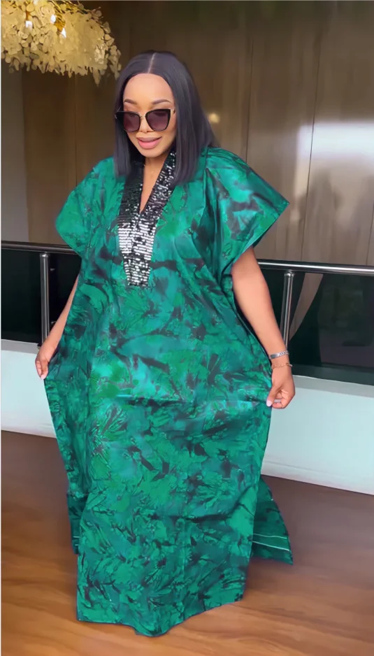 Women's Dress 2023 New Fashion Loose Sequin V-neck Printed Loose Fitting Robe With Headcard Ethical Style Robe Plus Size Dress