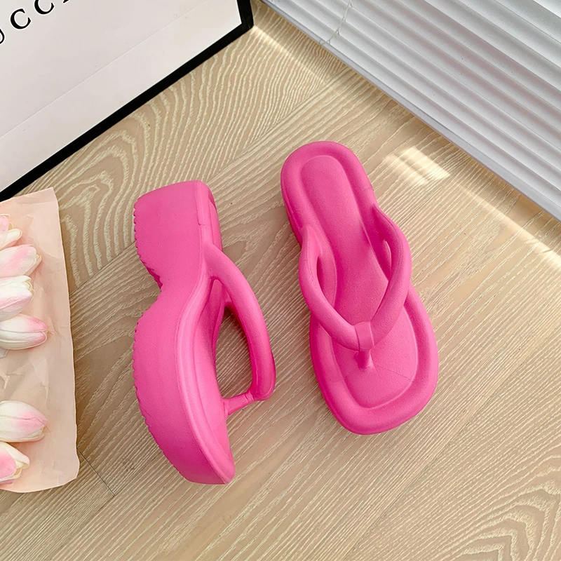 Summer 2023 EVA high women's flip flops trend casual outdoor beach sports sandals Versatile home thick soled carpet slippers