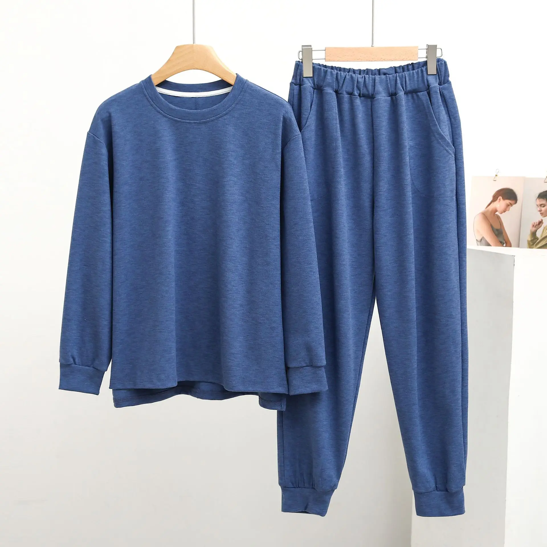 Women Thickened Homewear Sweater Suit Autumn/winter Symphony Flat Velvet Round Neck Short Front Long Back Fashion Thermal Home