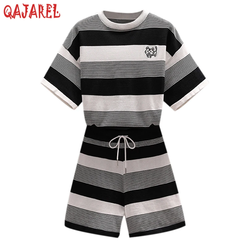 

Women Knitted Cotton Striped Two Piece Sets Summer Short Sleeve Embroidery Cartoon T-Shirt+Shorts Sets 2022 Korean Elegant Suits
