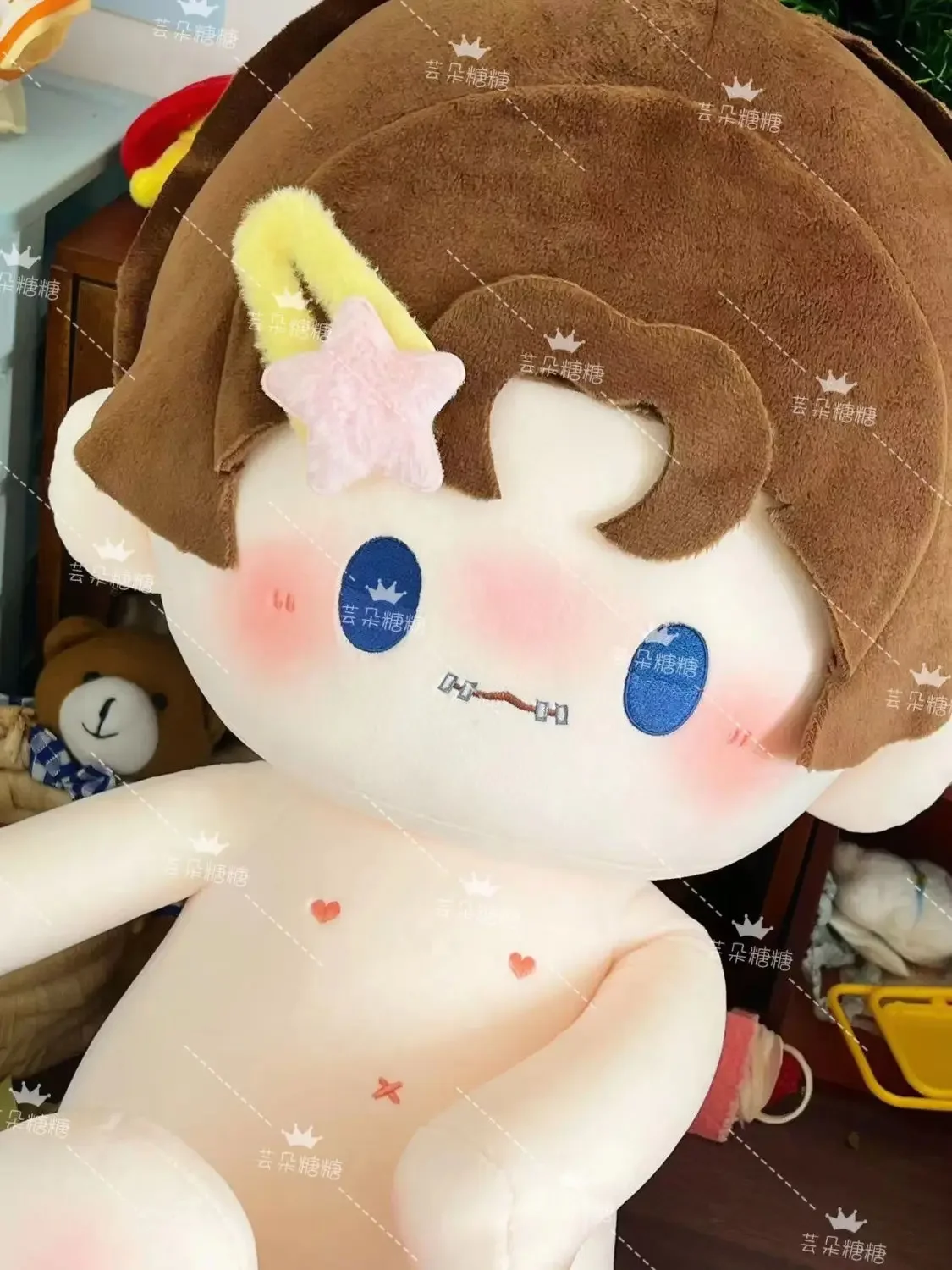 Игрушка плюшевая набивная в виде наемника 40 см