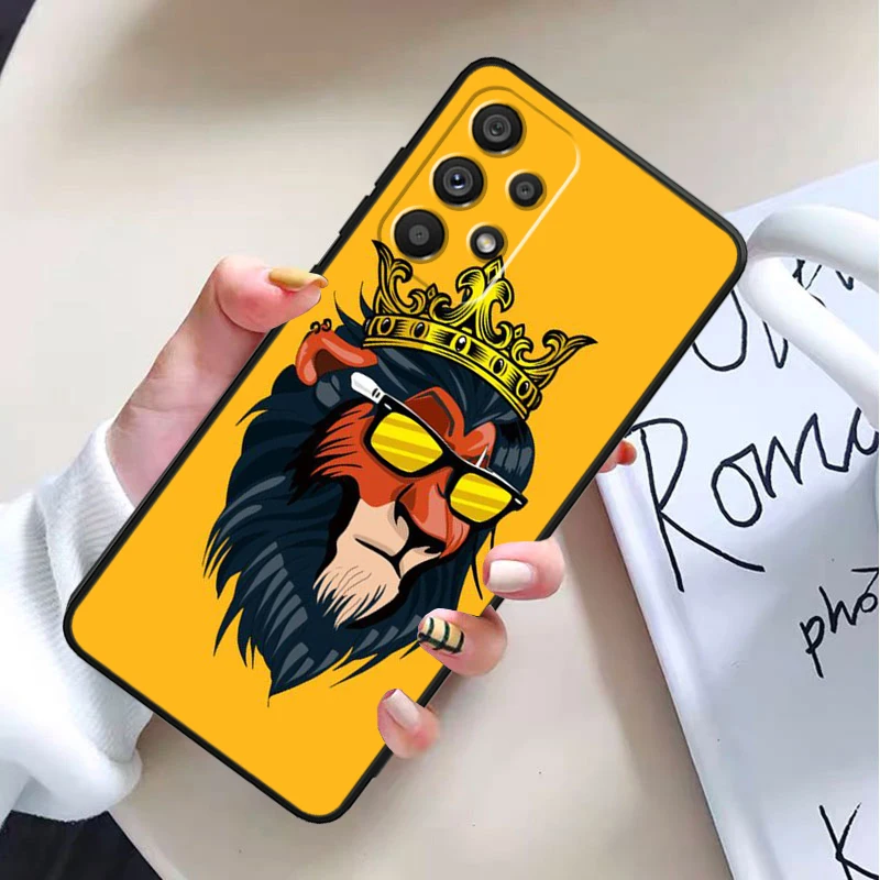 Simba The Lion King для Samsung Galaxy A73 A72 A55 A54 A53 A52S A34 A33 A32 A24 A23 A05S черный чехол телефона