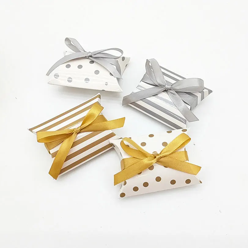 

Gold Silver Dot Striped Candy Box Pillow Shape With Ribbon craft paper Wedding Favor Gift Bags pie Party Decoration eco friendly