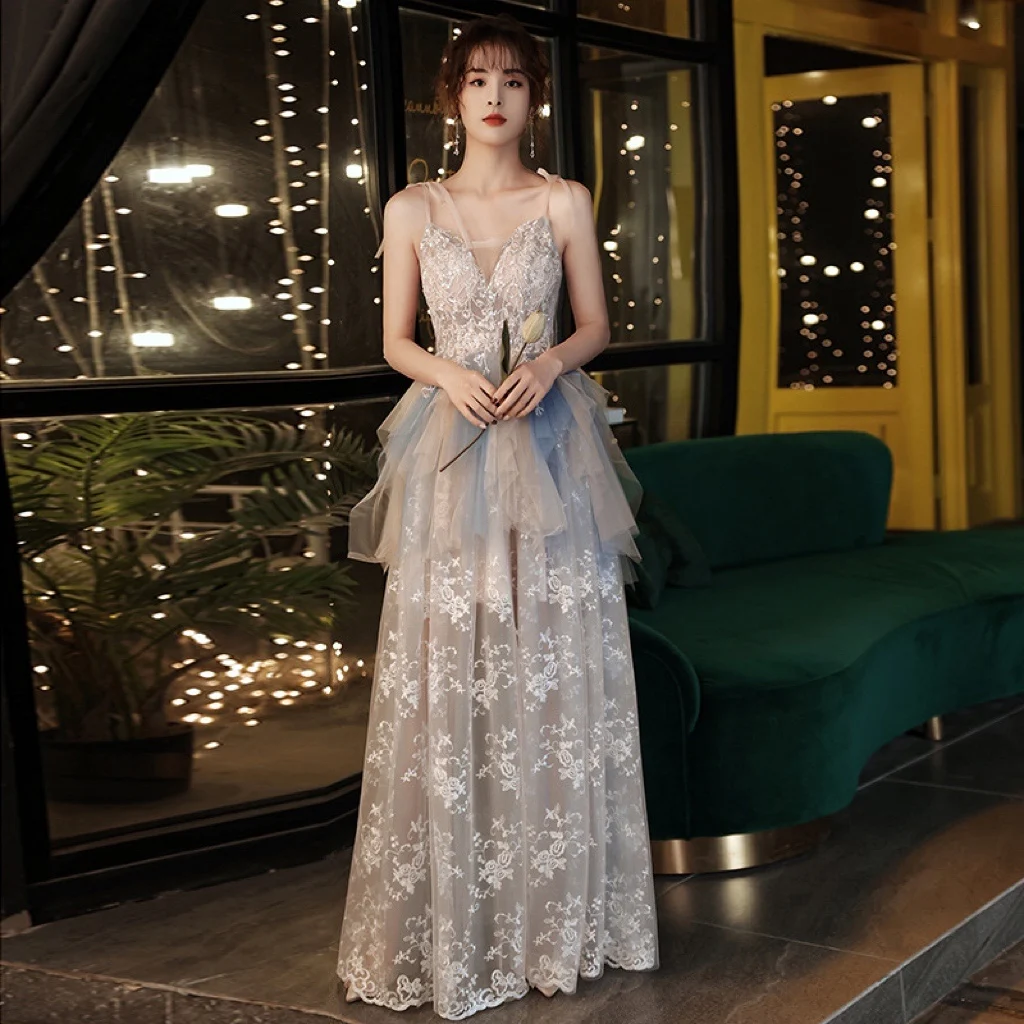 

Blue Gray Elegant Prom Dress Beading Crystal Applique A Line Spaghetti Strap Tiered Long Wedding Party Evening Gown With Zipper