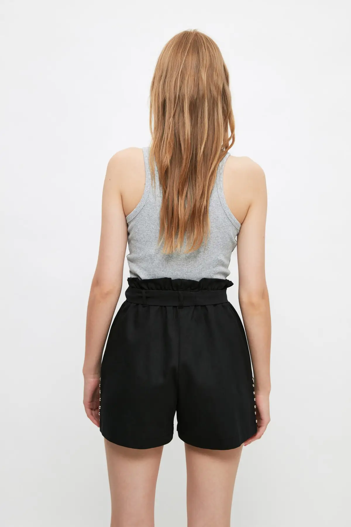 

Trendyol Belted Shorts & Bermuda TWOSS21SR0676