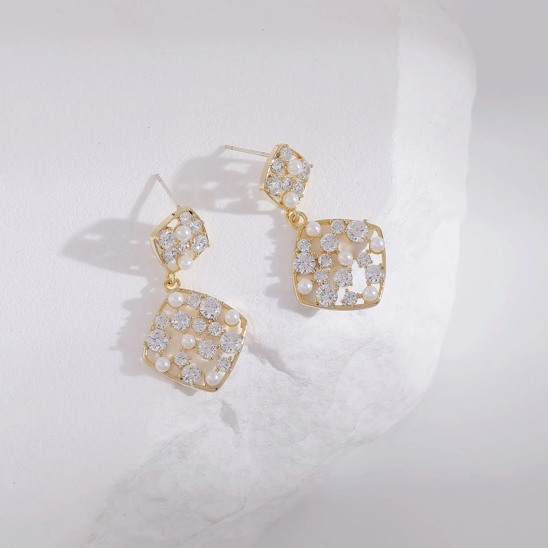 Европейско-американская крутая трендовая Новинка 2022 свежая Геометрическая