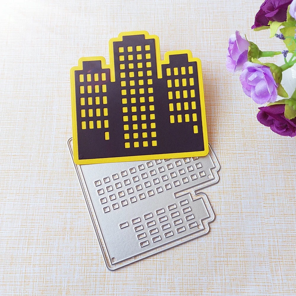 Новый дом с вырезанными штампами для фотоальбома