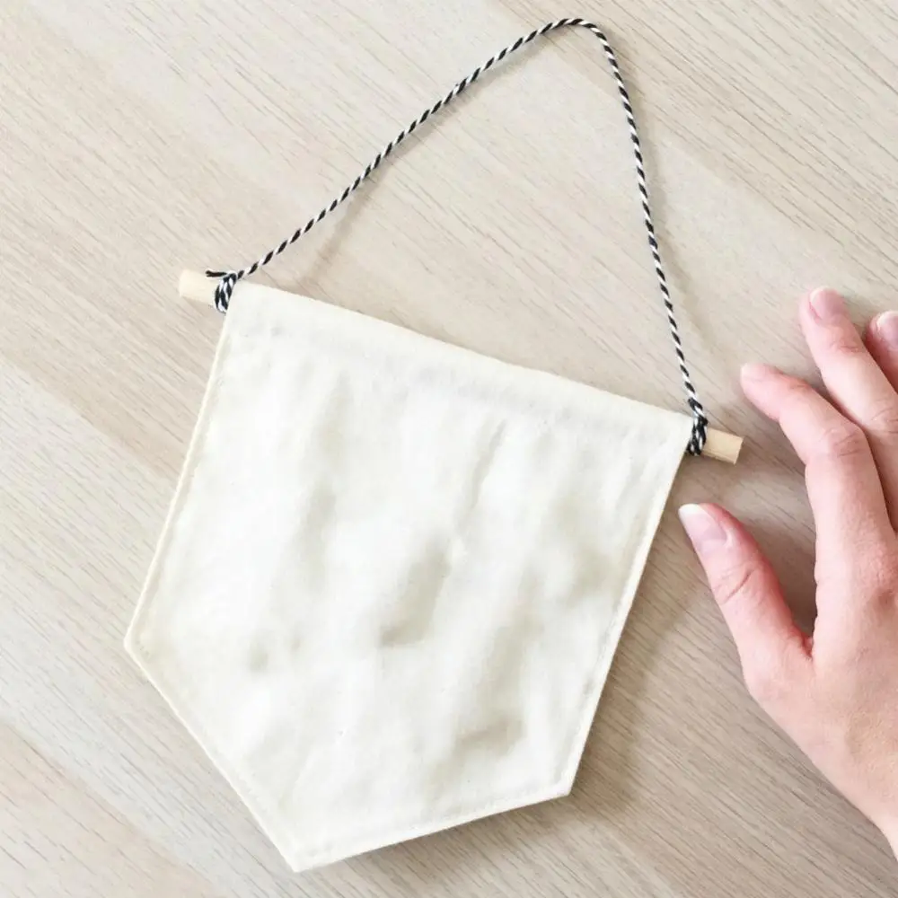 

Hanging Nordic Cotton Blank Brooch Pin Badge Holder Wall Display Banner Flag