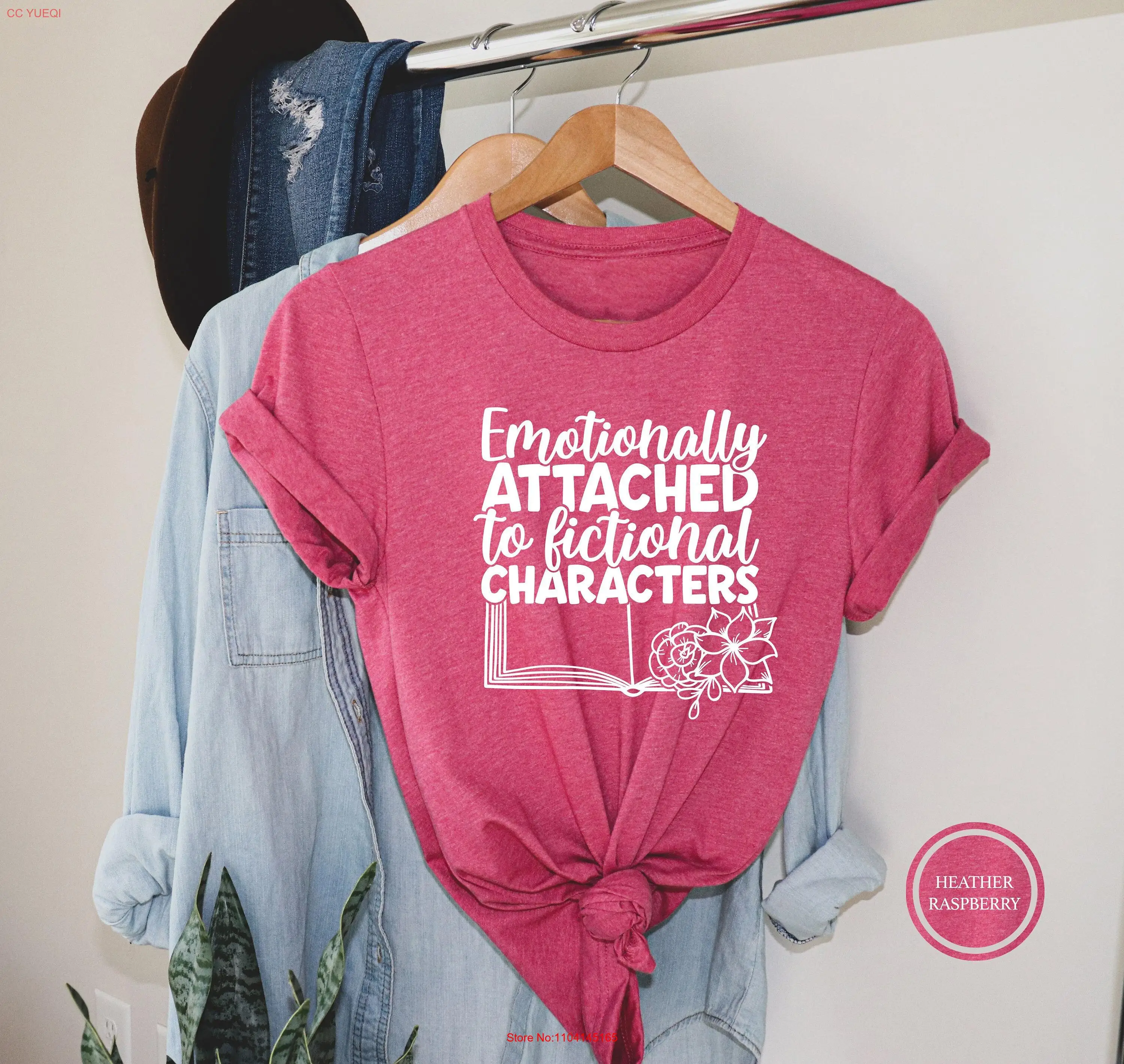 Эмоционально прикреплен к фантастическим персонажам Футболка для чтения