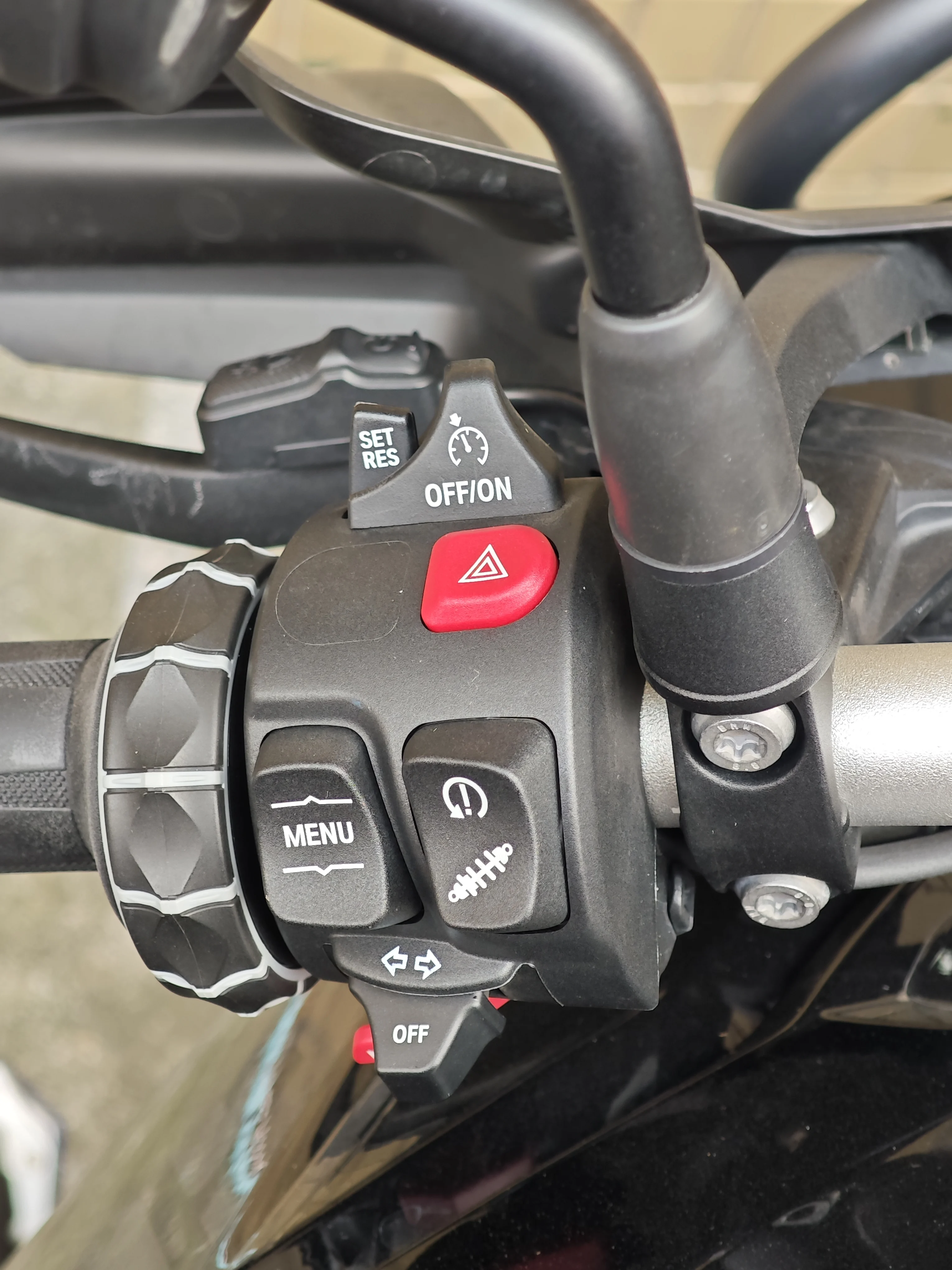 Фото Для BMW R1200GS R1250GS R1200 ADV C650GT S1000 F800R F850R F900R F900XR пусковая сигнализация для мотоцикла, звуковой сигнал, кнопка переключения, крышка №3