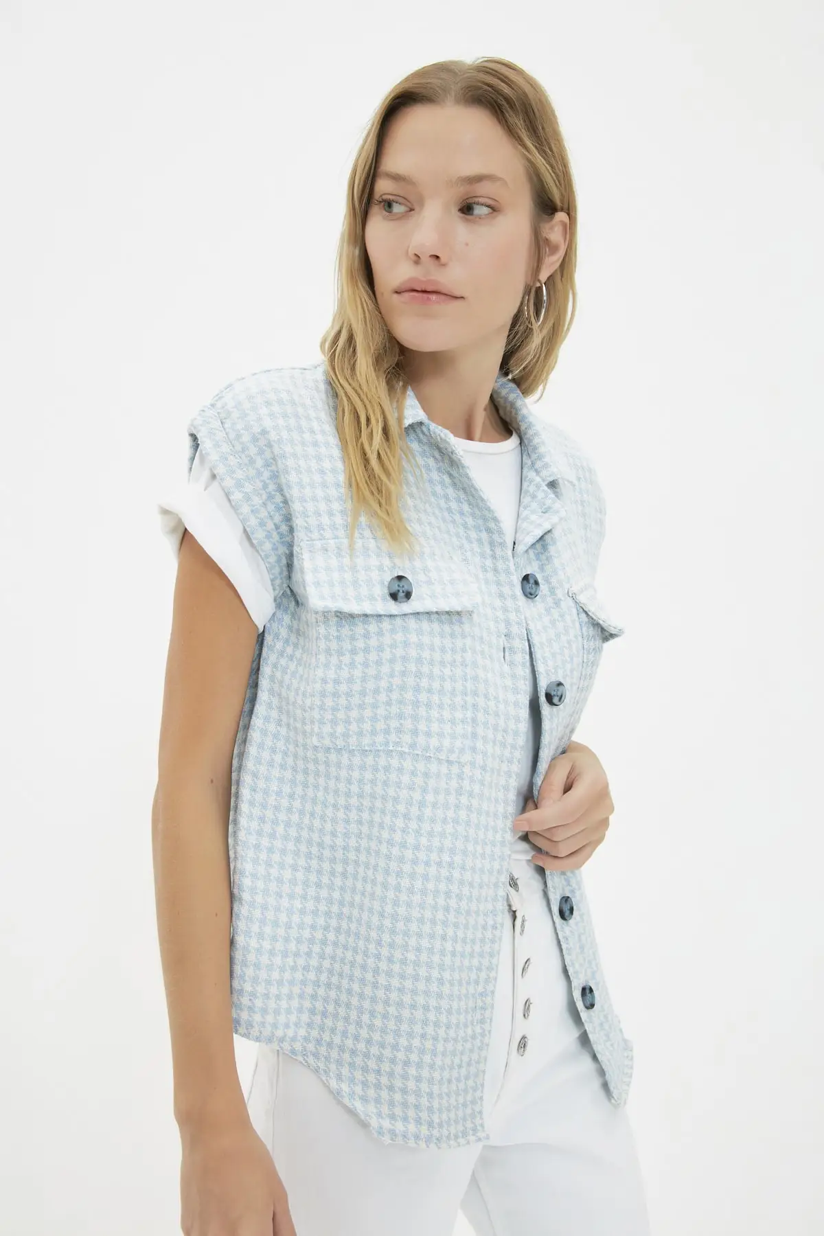 

Trendyol Button Vest TWOAW22YE0095