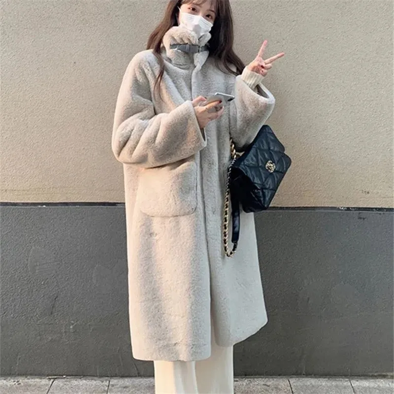

Fur Integration Coat Women Mink-Like Fur Jacket Winter 2023 Long Knee-Length Outwear With Standing Collar Mink Wool Coats Female