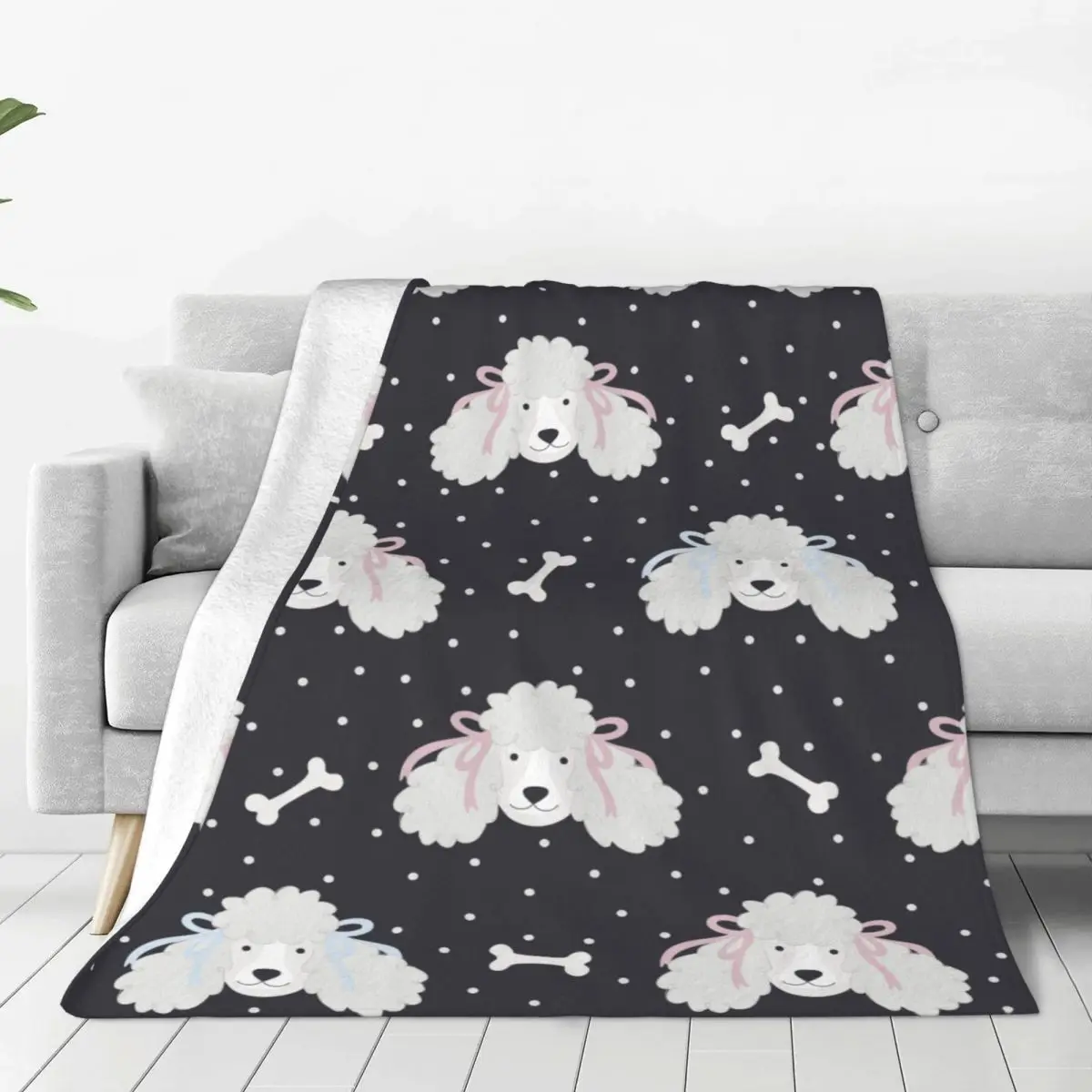 

Cute Poodle With Bones And Polka Dots Blankets Fleece Autumn/Winter Multifunction Soft Throw Blanket for Bedding Office Quilt