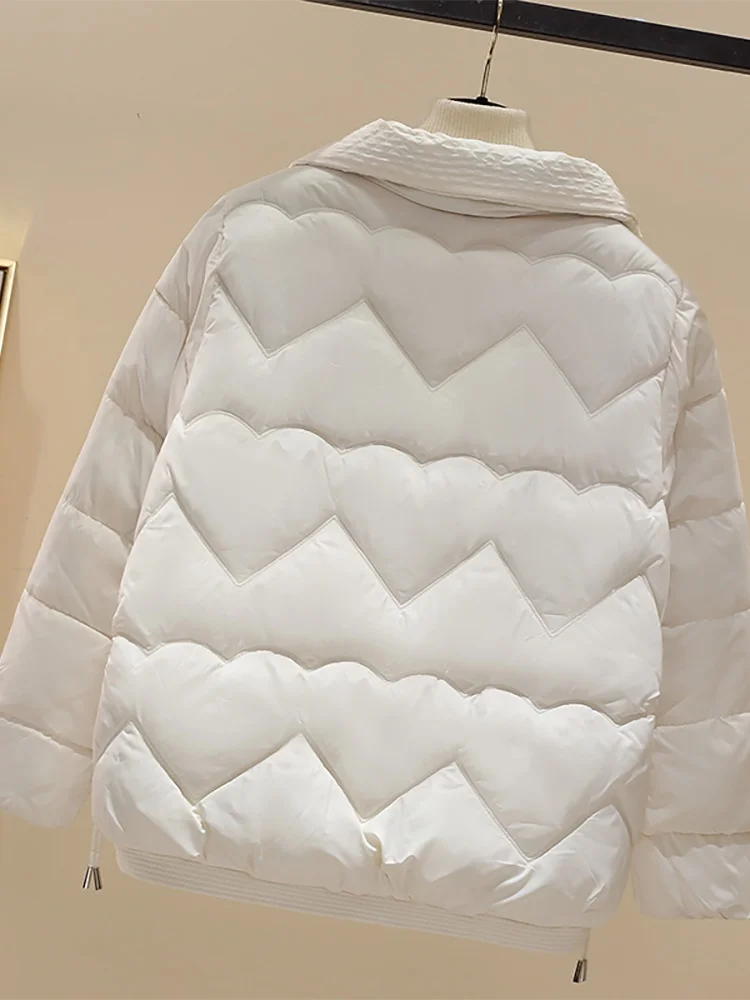 Маленькая женская куртка на хлопковой подкладке новинка зимы 2024 европейские