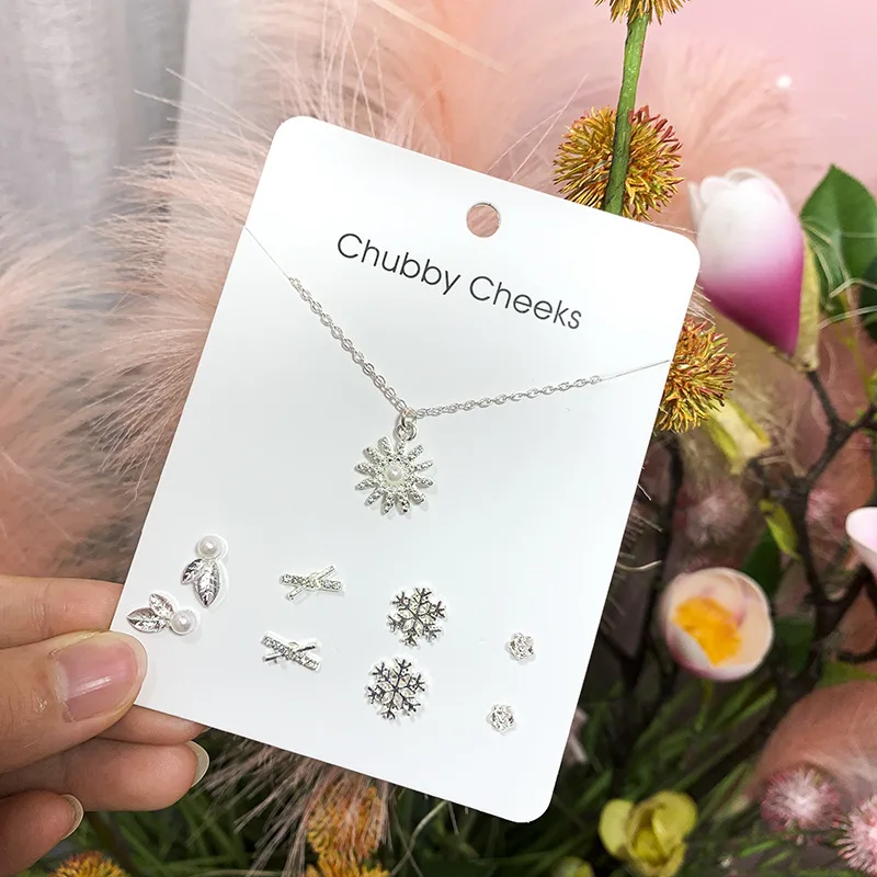 

Crystal Heart Geometric Shape Leaves Stud Earrings For Women Charm Rhinestone Small Pearl Earrings Set Jewelry Girls Gifts