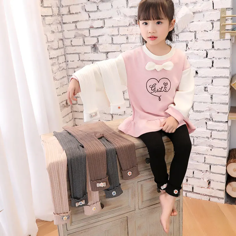 Spring and Autumn Fashion Daisy Bowknot Cropped Pants Baby Thin Cotton Dual-use Children's Warm Vertical Leggings Spring Style
