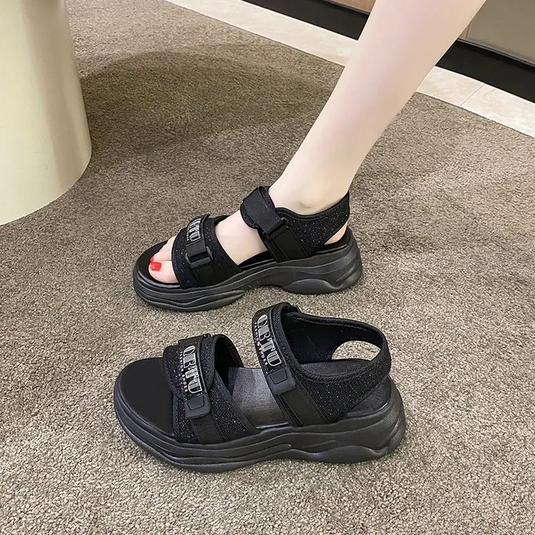 Spring 2023 new fashion casual beach shoes flat rubber casual sandals