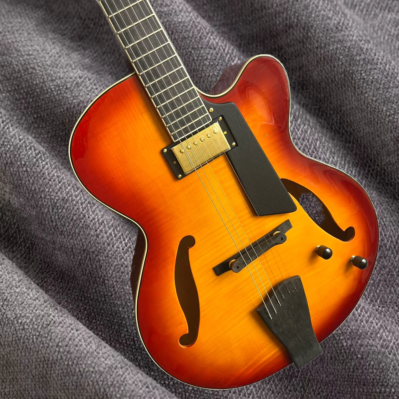 Электрическая гитара Sadowsky