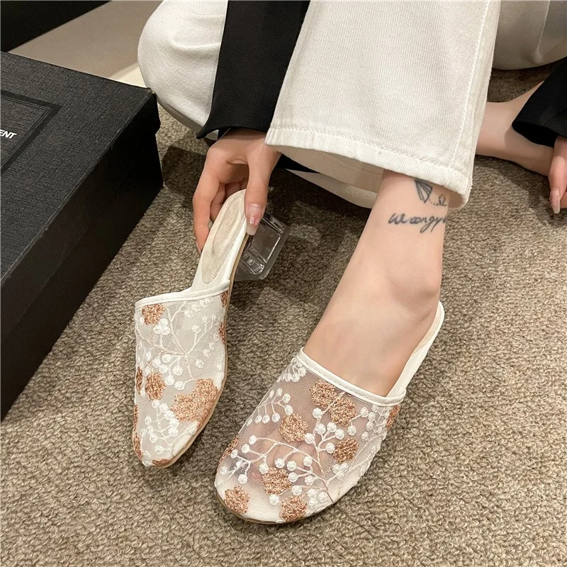 Shoes for Women 2023 Summer Mesh Breathable Women's Slippers Ethnic Embroidery Closed Toe Slippers Comfort Square Heel Sandals