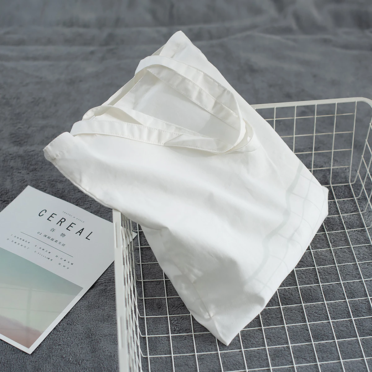 DnD Dungeon Master Pattern Bag Dungeon and Dragon Bag Interior Pocket Zipper Girl Canvas Bag Handbag Shoulder Bag Wholesale