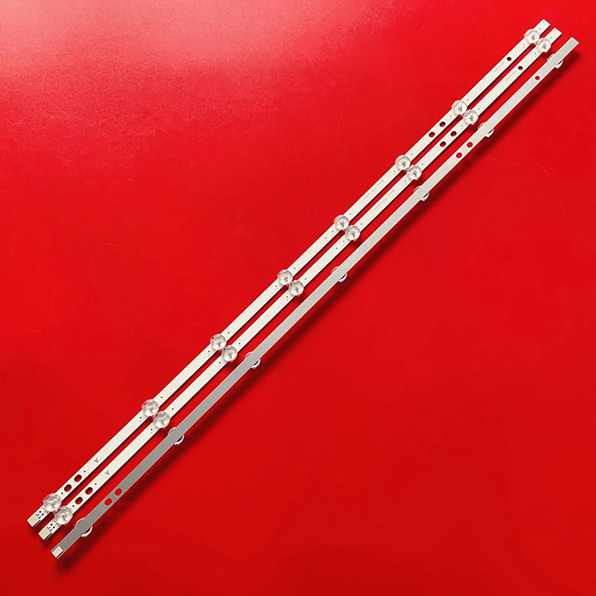 Светодиодная лента 17DLB40VXR1 LB40017 VES400UNDS-2D-N11 Toshiba 40L3653DB l ves400unds 40L2863DG 1 комплект