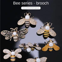fashion cartoon bee imitation pearl zircon brooch anti glare pin clothing dripping oil insect corsage jewelry accessories gift