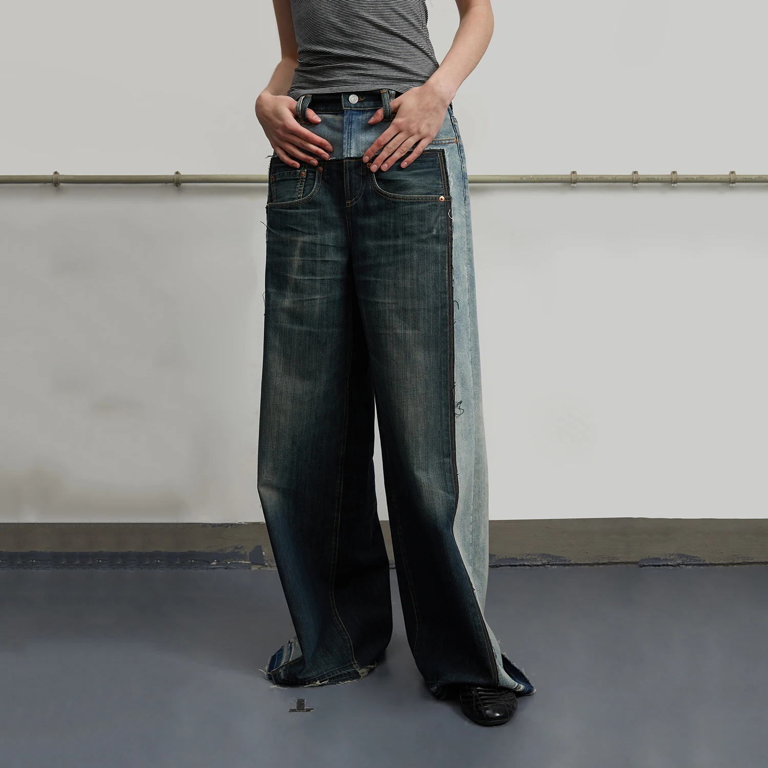 Two color splicing deconstructed tassel loose denim trousers y2k design men and women can wear casual straight wide leg pants