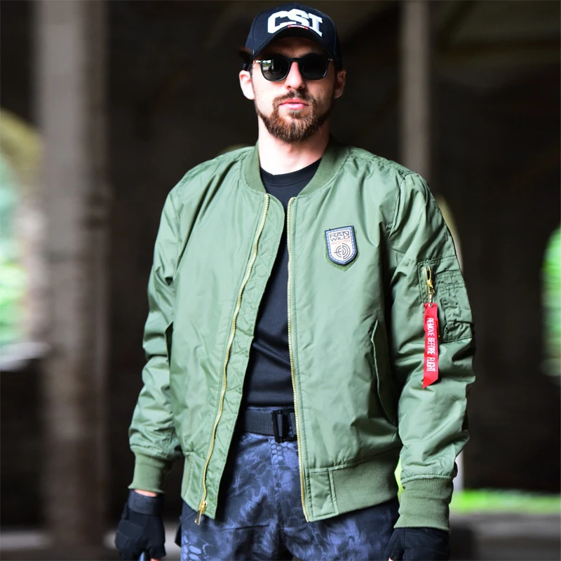 Куртка-бомбер мужская тактическая Бомбер на молнии с несколькими карманами