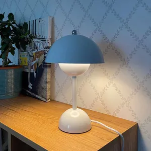 Светодиодная настольная лампа в виде цветов и бутонов, ночсветильник, настольные лампы в виде грибов, Скандинавская прикроватная лампа для свадебной комнаты, настольное простое украшение, современная спальня