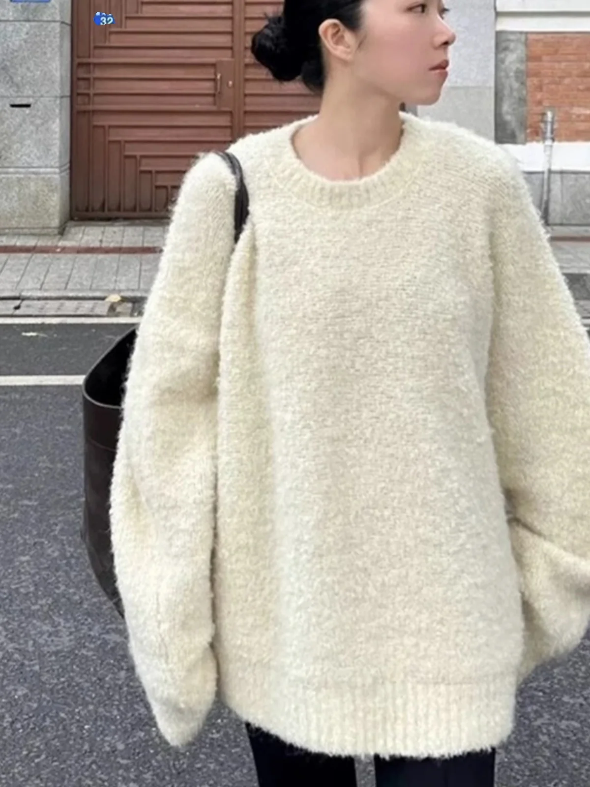 Retro Milk Series White round Neck Oversize Sweater Women Particle Feeling Pearl Velvet Thickened Popular Lazy Knit