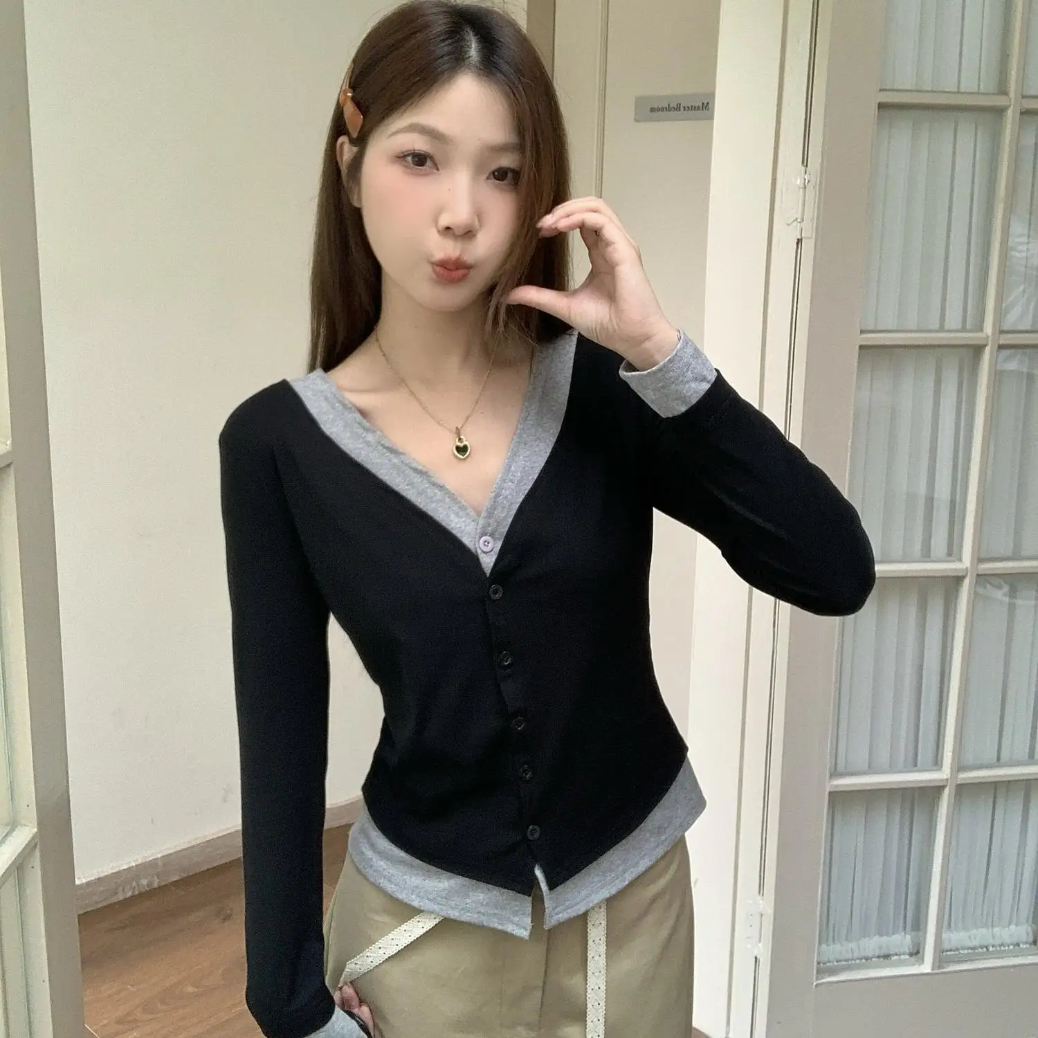 Женские рубашки с V-образным вырезом имитация 2 шт. Осенние пикантные пряные