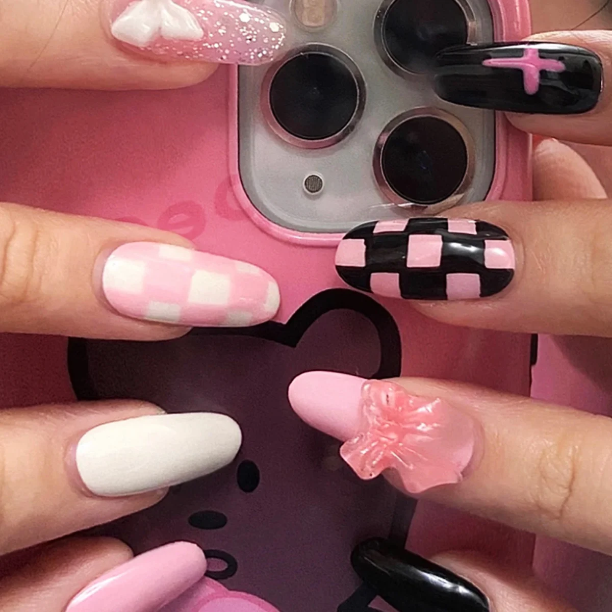 

24pcs/box Lovely Checked-pattern Press On Nails Full Cover Fake Nails With Glue Long Wearable False Nails WIth Wearing Tool