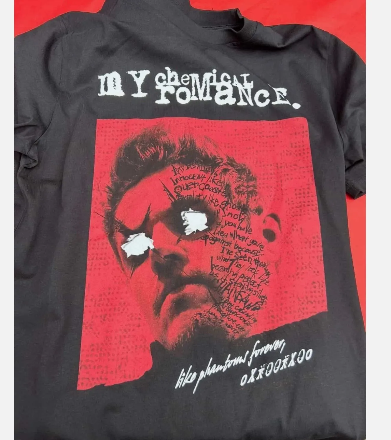 Reprint Merch My Chemical Romance Футболка Black Parade Tour 2025 Mikey Way (art.: 3920d2be9d8a0) - 3920d2be9d8a0