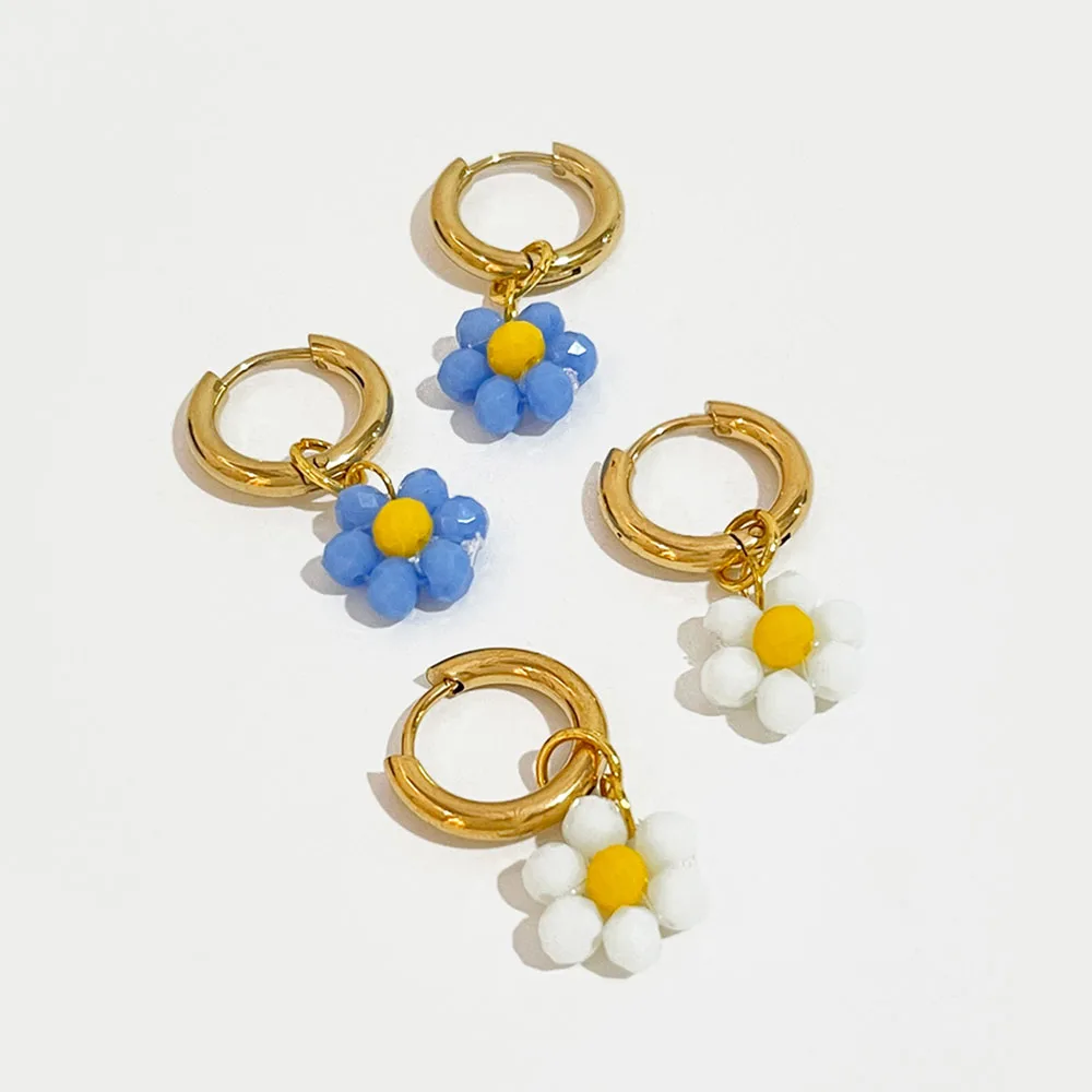 

Peri'sBox Boho Candy Color Acrylic Daisy Hoop Earring For Women Multicolor Cute Flower Charm Huggie Earrings Summer Jewelry Gift
