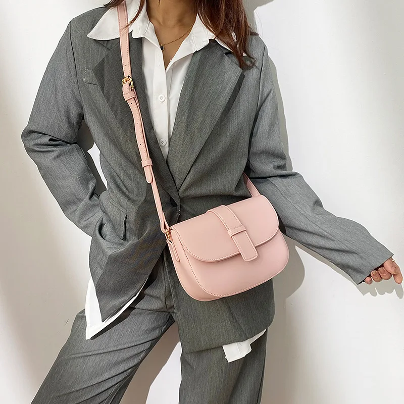 

Women's Bag Women's 2023 New Fashion Versatile High Grade Crossbody Bag Large Capacity Saddle Bag Single Shoulder Bag