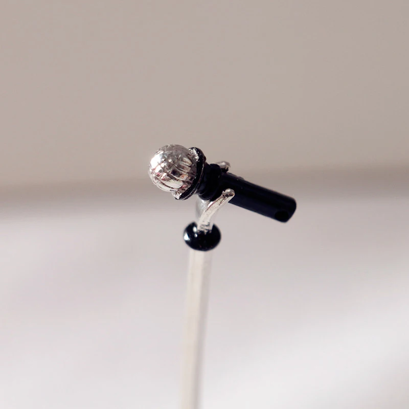 

Mini consumer electronic microphone model bracket household accessories, shockproof bracket universal adapter plastic microphone