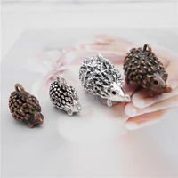 8pcslot mix alloy hedgehog charms animals for jewelry making earrings pendant fashion home decor brooch keychain diy accessory