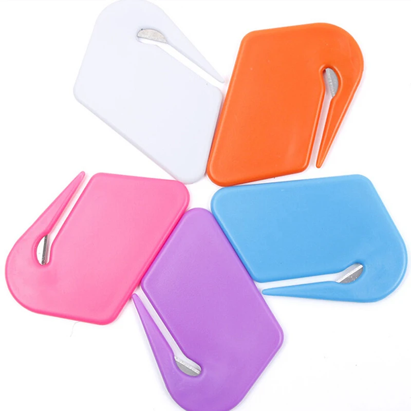 

1Pc Plastic Mini Brief Mes Mail Envelop Opener Veiligheid Papier Bewaakt Cutter box opener pen knife