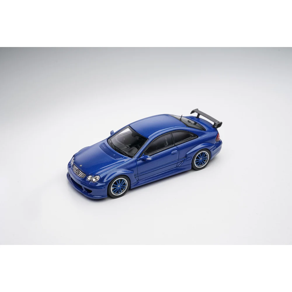 Фото Коллекционная модель автомобиля Fine Model 1/64 CLK DTM AMG, белая, эмалированная, из литого сплава, с витриной, подарок для коллекционеров №5