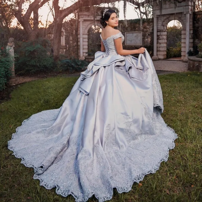 

Silvery Off Shoulder Satin Beading Lavender Quinceanera Dresses Ball Gown Appliques Lace Crystal Corset Vestidos De xv 15 Años