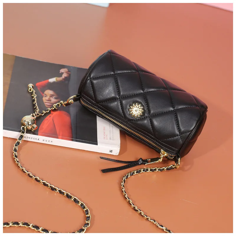 

Cowhide leather cylindrical bag high-quality small bag 2022 new luxury niche design cylinder bolsa chain diagonal women's bags
