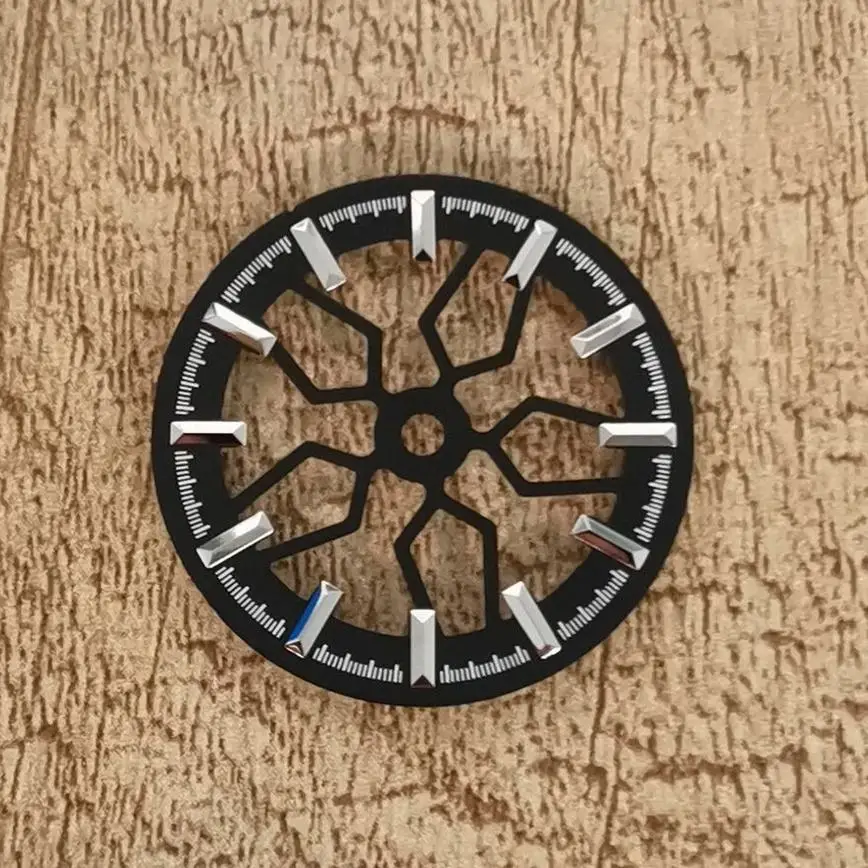 New watch accessories dial 28.5 MM skeleton wheel bone dial without luminous fitment Japanese NH70 movement