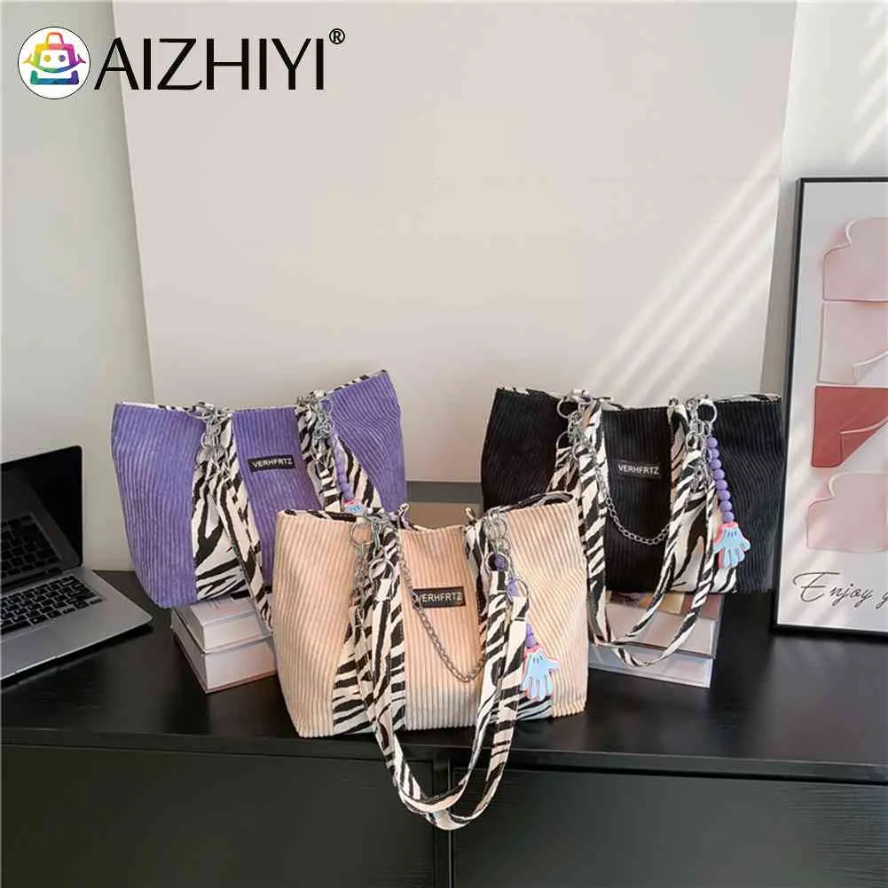 

Сумка на цепочке под подмышку контрастных цветов корейские сумки через плечо модная вместительная осень-зима для выходных путешествий нов...