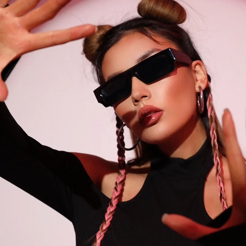 

2022 New Vintage Square Sunglasses Woman Luxury Brand Small Rectangle Sun Glasses Female Gradient Clear Female UV400 Eyewea